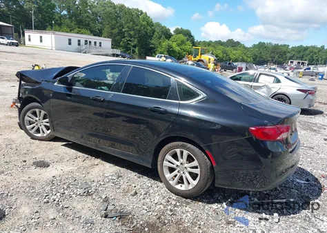 2016 Chrysler 200 Touring z USA, uszkodzony, nr VIN 1C3CCCFB1GN189046